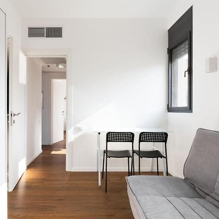 Elegant Apartment W Balcony & Mamad In Heart Of Tel Aviv By Sea N' Rent Buitenkant foto