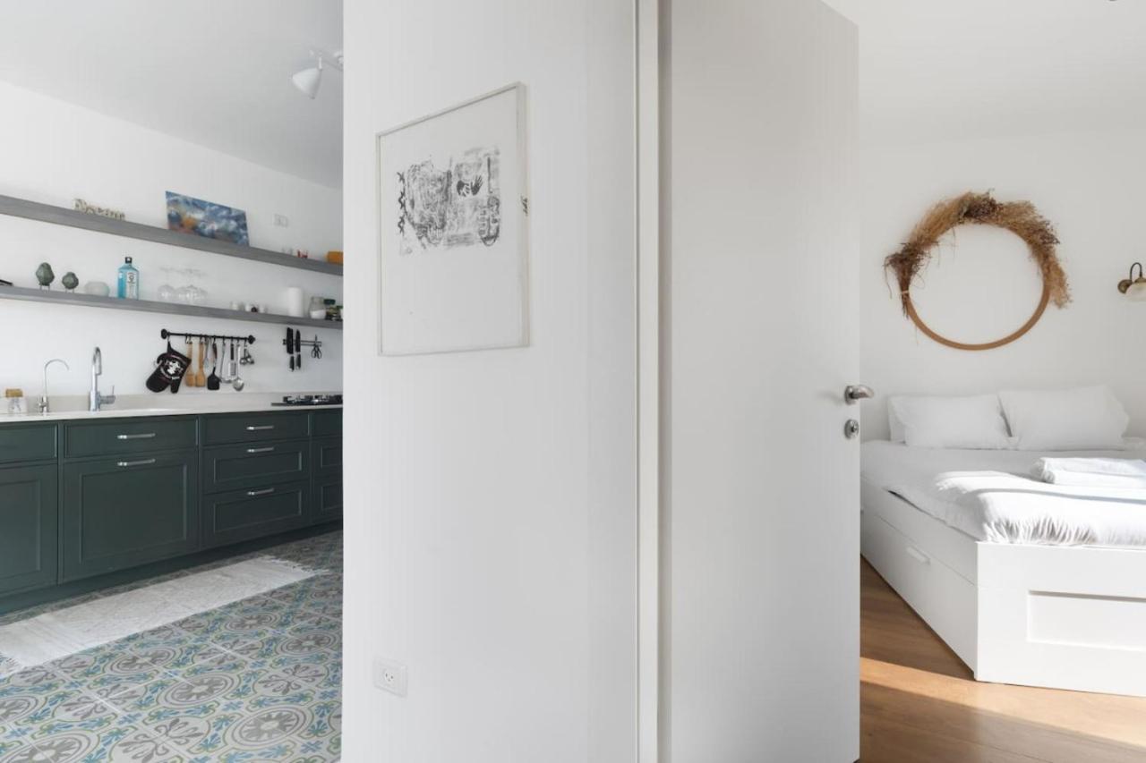 Elegant Apartment W Balcony & Mamad In Heart Of Tel Aviv By Sea N' Rent Buitenkant foto