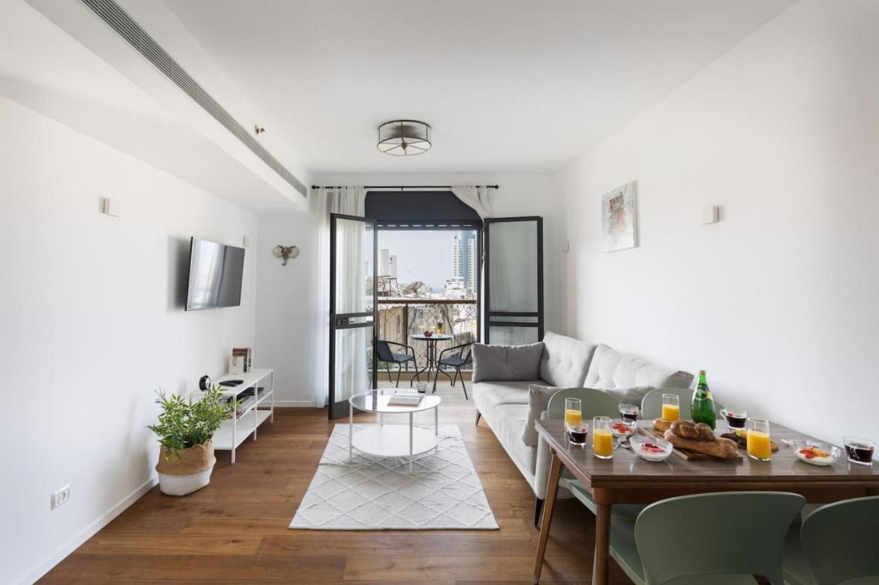 Elegant Apartment W Balcony & Mamad In Heart Of Tel Aviv By Sea N' Rent Buitenkant foto